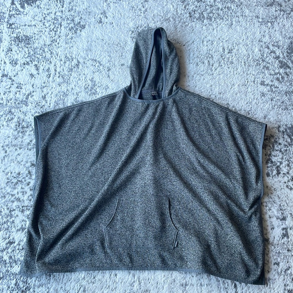 Eddie Bauer Women’s Poncho with Hood